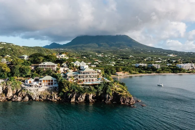 Luxury Resorts and Villas in Saint Kitts & Nevis