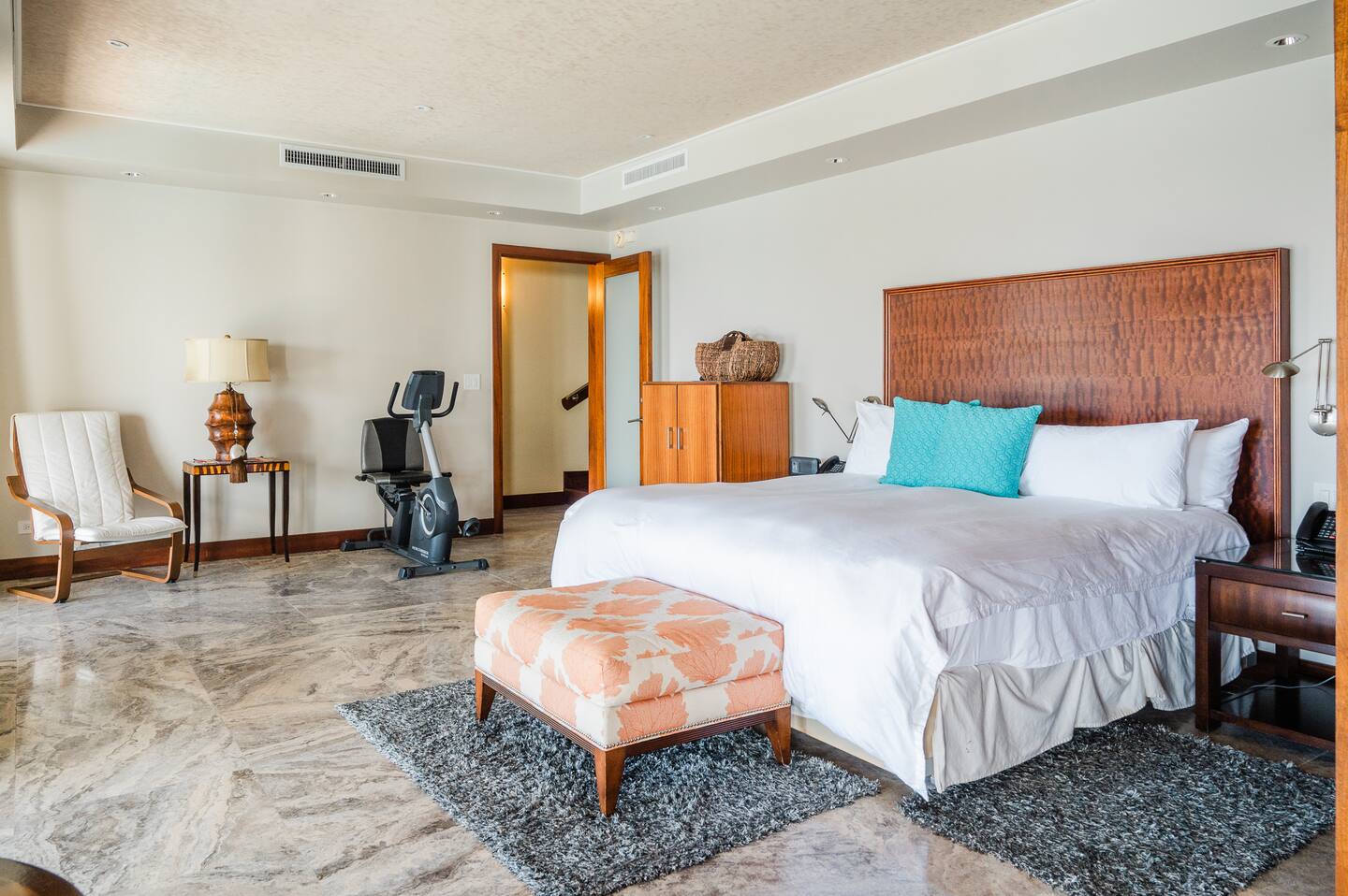 92bc1e39-5fff-427a-9908-4eb0b4c56395