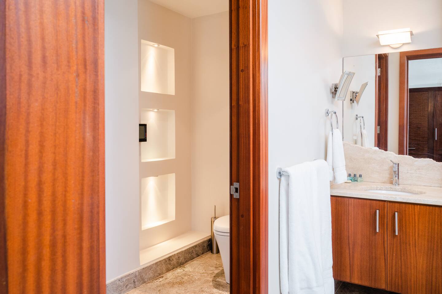 c5b5ce51-6226-48a7-825c-3799102779cc